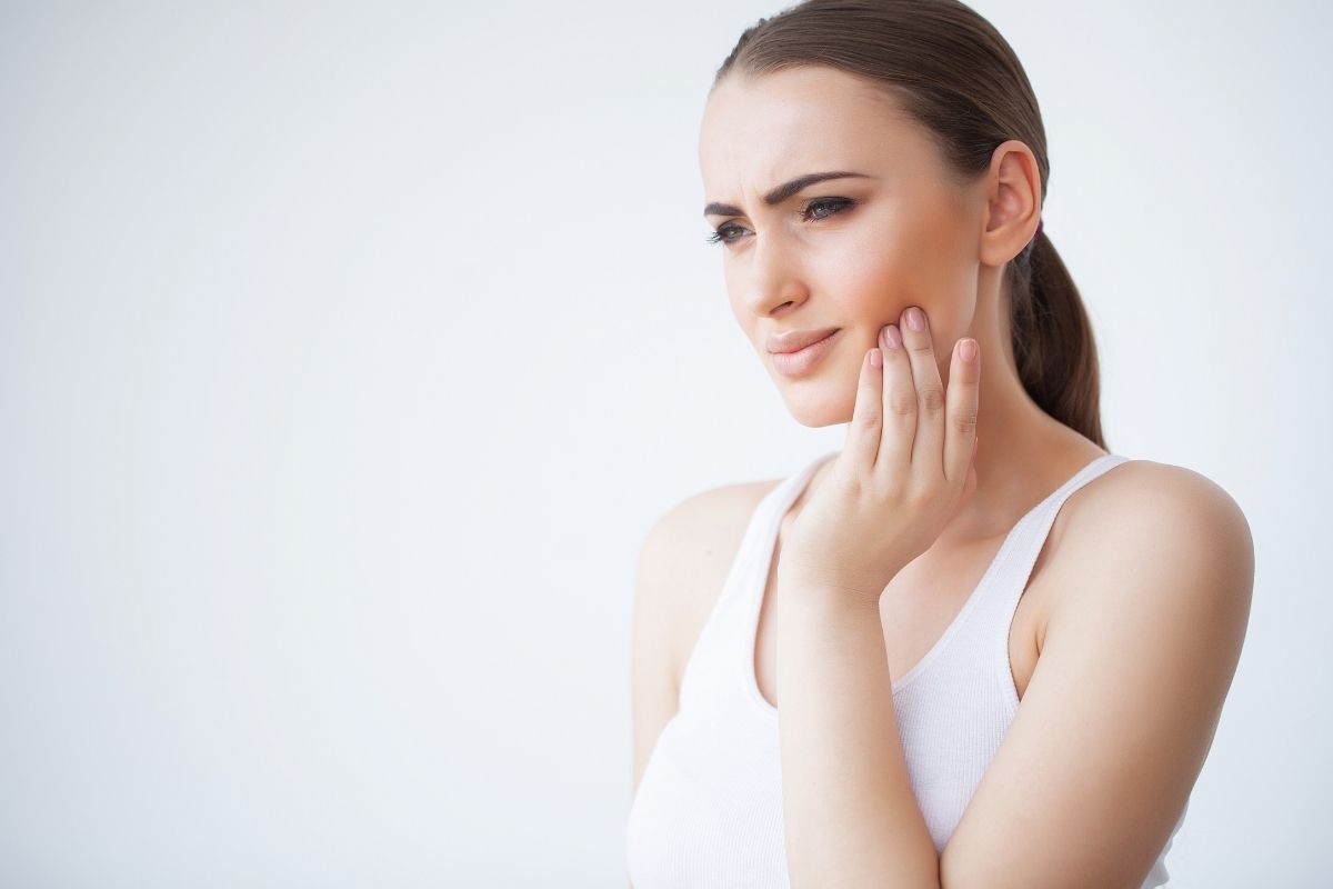 Can a Dentist Help with Mouth Pain That Isn’t a Toothache?